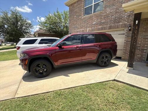 2024 Jeep Grand Cherokee Altitude