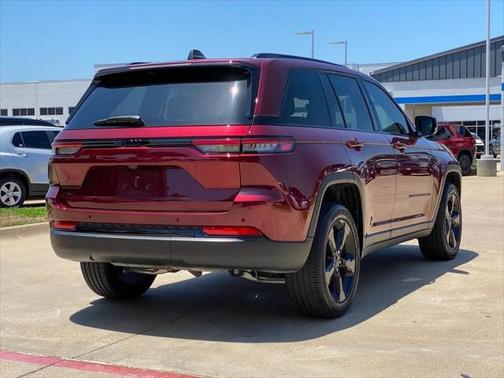 2024 Jeep Grand Cherokee Altitude