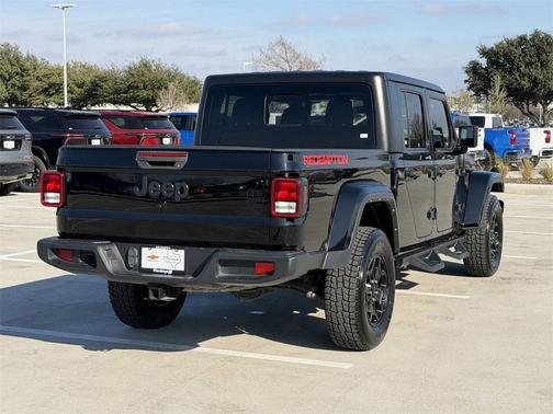 2022 Jeep Gladiator Sport