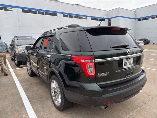 Green 2013 Ford Explorer Limited