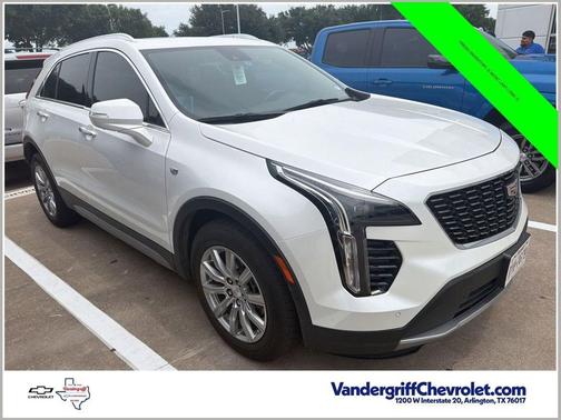Crystal White Tricoat 2023 Cadillac XT4 Premium Luxury