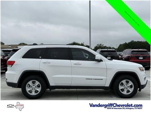 Bright White Clearcoat 2015 Jeep Grand Cherokee Laredo