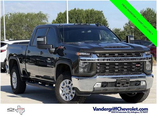 Greenstone Metallic 2022 Chevrolet Silverado 2500 LT
