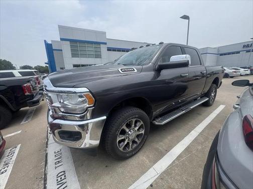 2021 RAM 2500 Lone Star Crew Cab 4x4 6'4' Box