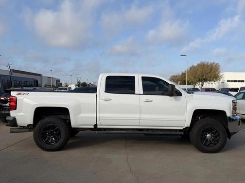 2018 Chevrolet Silverado 2500 LT