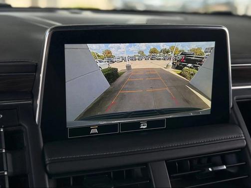 2021 Chevrolet Suburban 4WD Z71