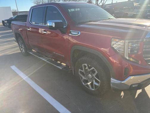 2024 GMC Sierra 1500 SLT