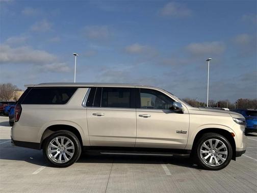 2021 Chevrolet Suburban Premier