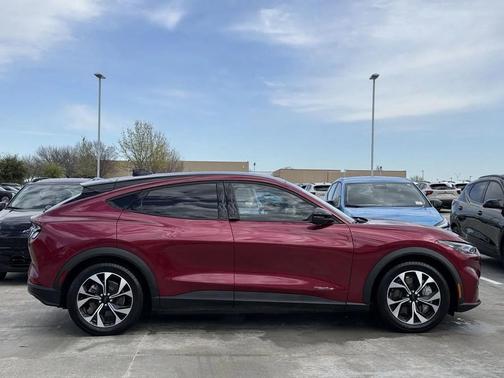 2025 Ford Mustang Mach-E Select