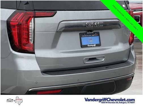 Sterling Metallic 2024 GMC Yukon 4WD AT4