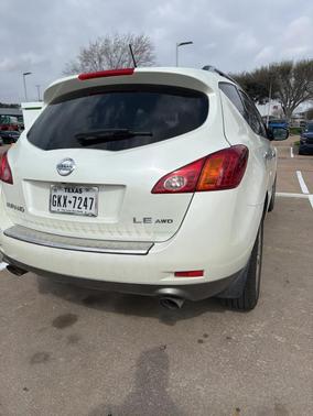 2010 Nissan Murano LE