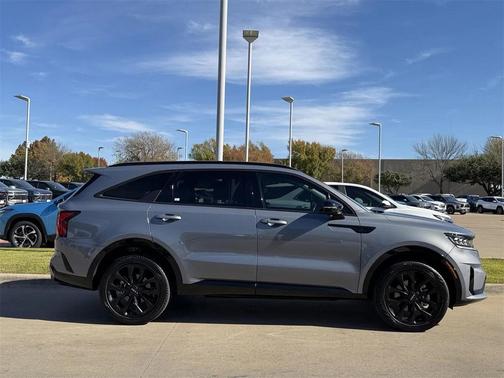 2023 Kia Sorento SX