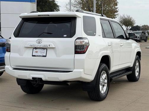 2022 Toyota 4Runner SR5