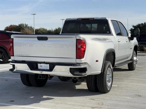 2022 Chevrolet Silverado 3500 LT