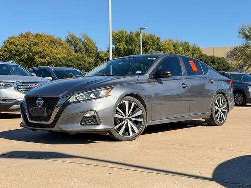 2020 Nissan Altima SR VC-Turbo FWD