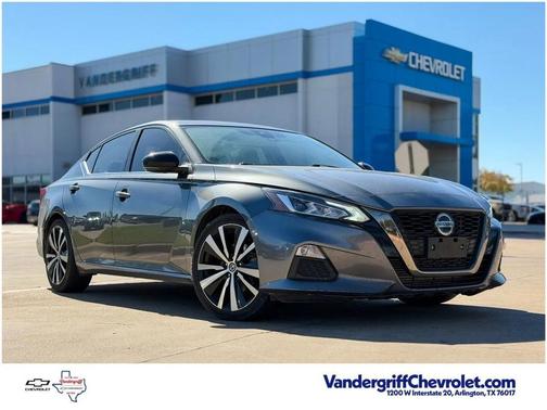 2020 Nissan Altima SR VC-Turbo FWD