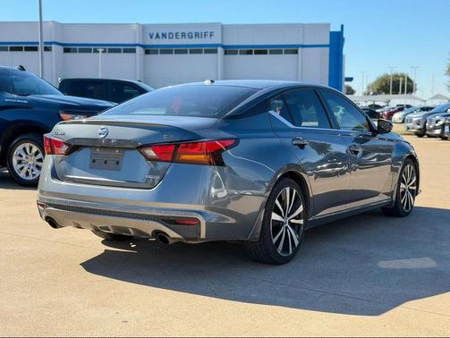 2020 Nissan Altima SR VC-Turbo FWD