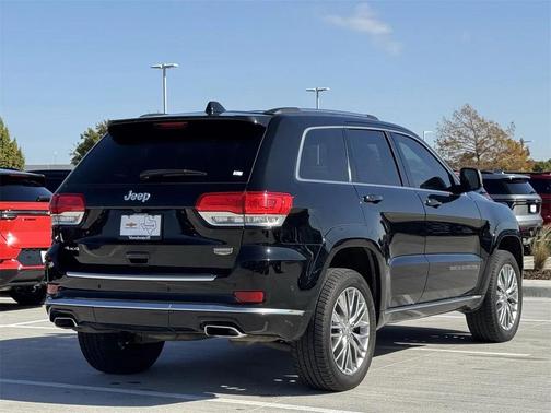 2017 Jeep Grand Cherokee Summit