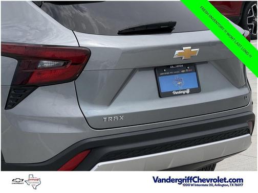 Sterling Gray Metallic 2025 Chevrolet Trax LT