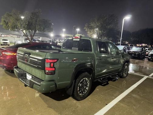 2025 Nissan Frontier PRO-4X