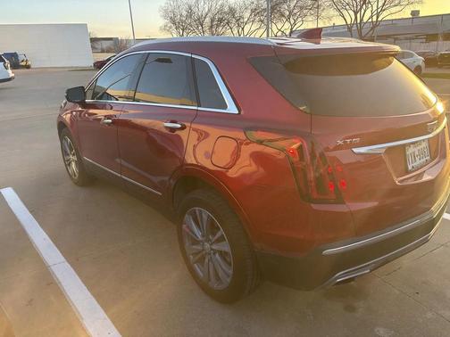 2024 Cadillac XT5 Premium Luxury