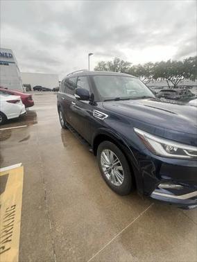 2021 INFINITI QX80 Luxe