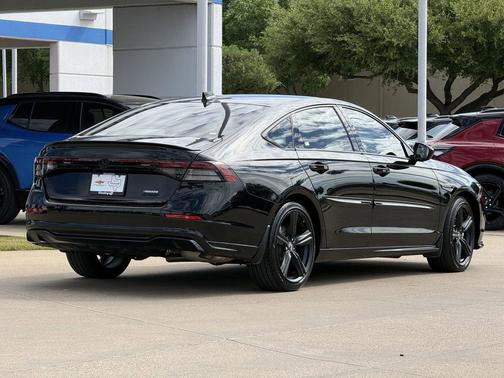 2024 Honda Accord Hybrid Sport-L