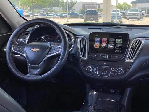 2017 Chevrolet Malibu 1LT