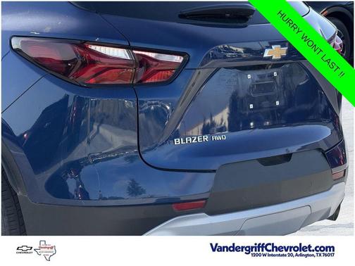 Blue Glow Metallic 2022 Chevrolet Blazer 3LT