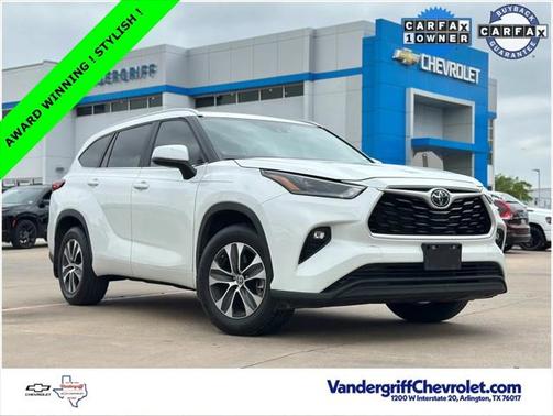 2023 Toyota Highlander L