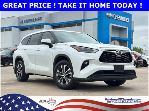 2023 Toyota Highlander L
