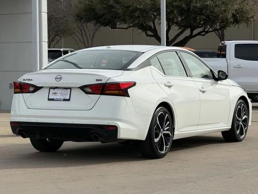 2024 Nissan Altima SR FWD