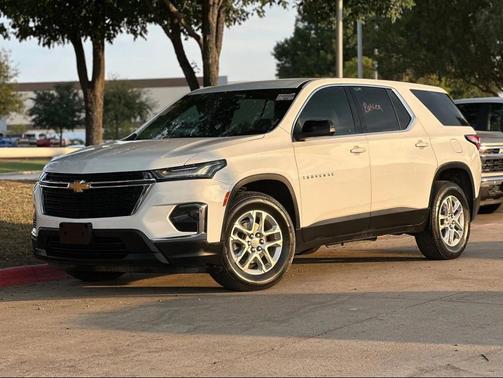 2022 Chevrolet Traverse LS