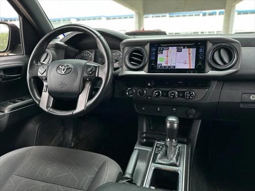 2017 Toyota Tacoma SR5