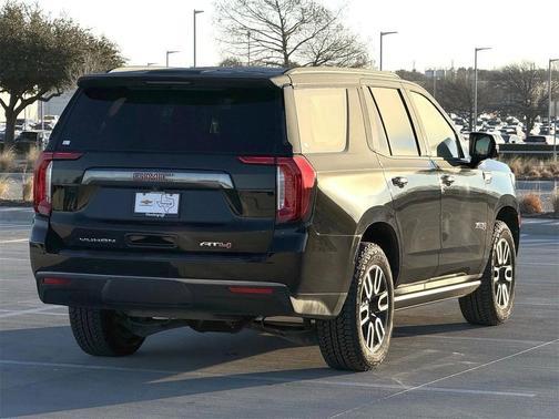 2021 GMC Yukon 4WD AT4