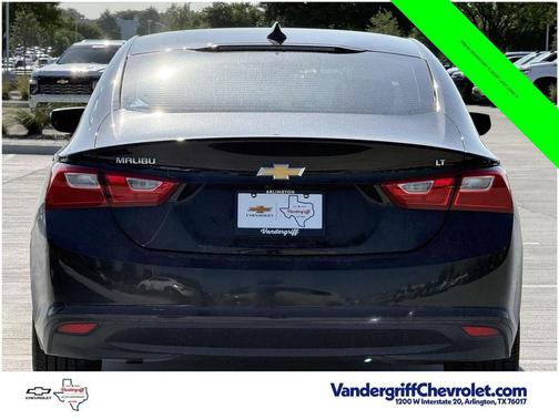 Mosaic Black Metallic 2017 Chevrolet Malibu 1LT