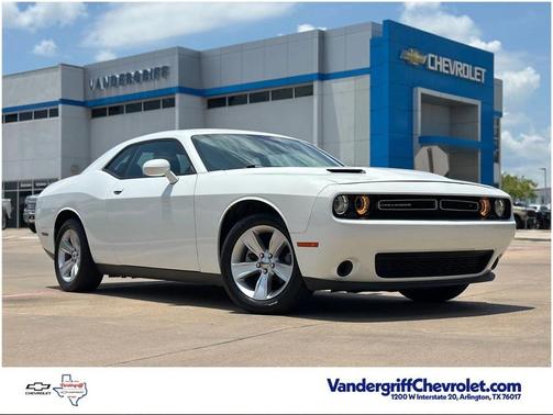2023 Dodge Challenger SXT