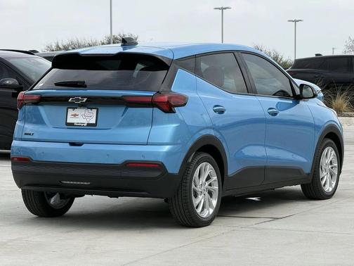 Marina Blue Metallic 2027 Chevrolet Bolt LT