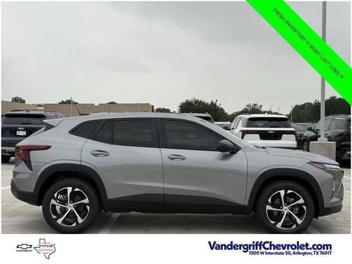 Sterling Gray Metallic 2026 Chevrolet Trax FWD 1RS