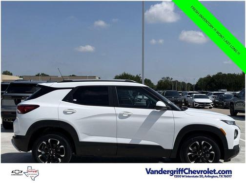 Summit White 2023 Chevrolet Trailblazer LT