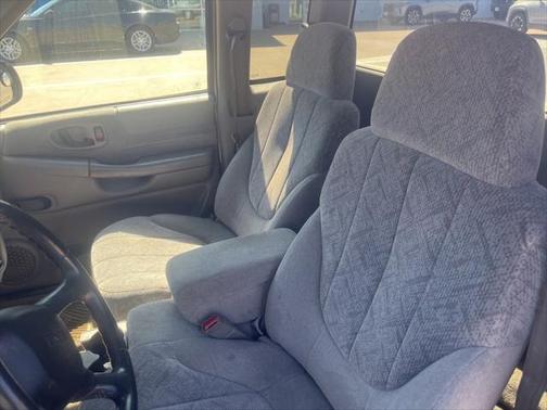 2002 GMC Sonoma SLS