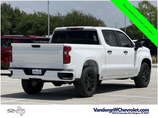 Summit White 2026 Chevrolet Silverado 1500 Custom