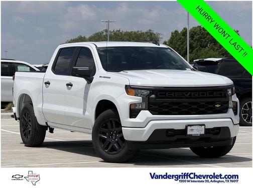 Summit White 2026 Chevrolet Silverado 1500 Custom