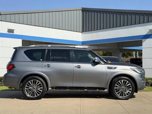 2018 INFINITI QX80 Base