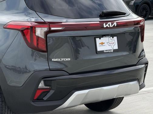 Gravity Gray 2025 Kia Seltos S