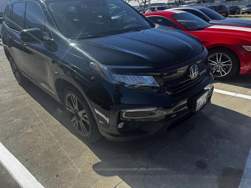 2022 Honda Pilot AWD Black Edition