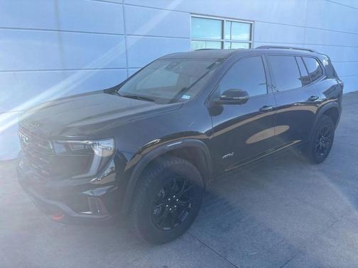2025 GMC Acadia AWD AT4