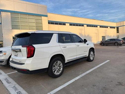 2021 GMC Yukon SLT