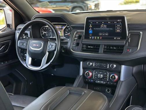 2021 GMC Yukon SLT