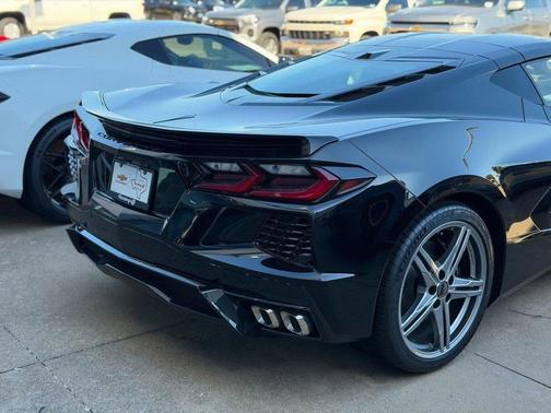 2026 Chevrolet Corvette Stingray w/1LT